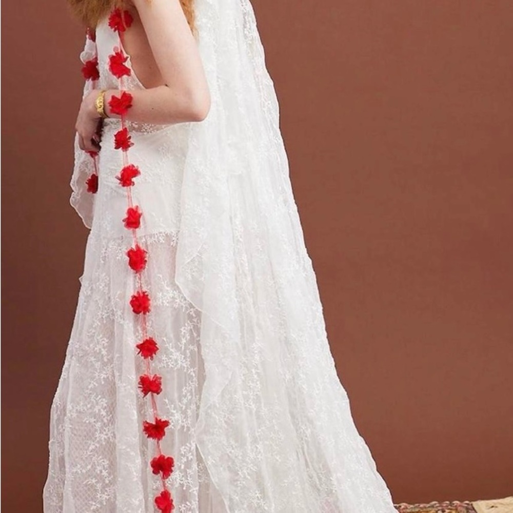 SIEDRES White Lace Maxi Dress with Headpiece